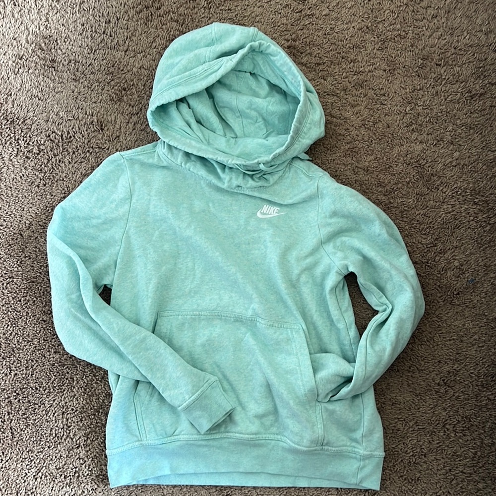 Nike Sportswear Club Fleece Funnel-Neck Hoodie